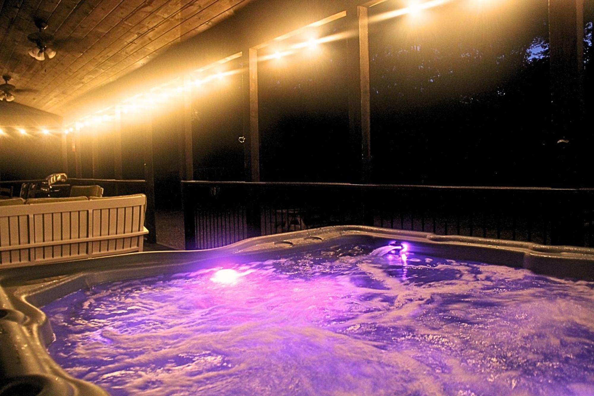 4Br/3Bth Family Cabin With A Hot Tub, Sleeps 14 Broken Bow Esterno foto