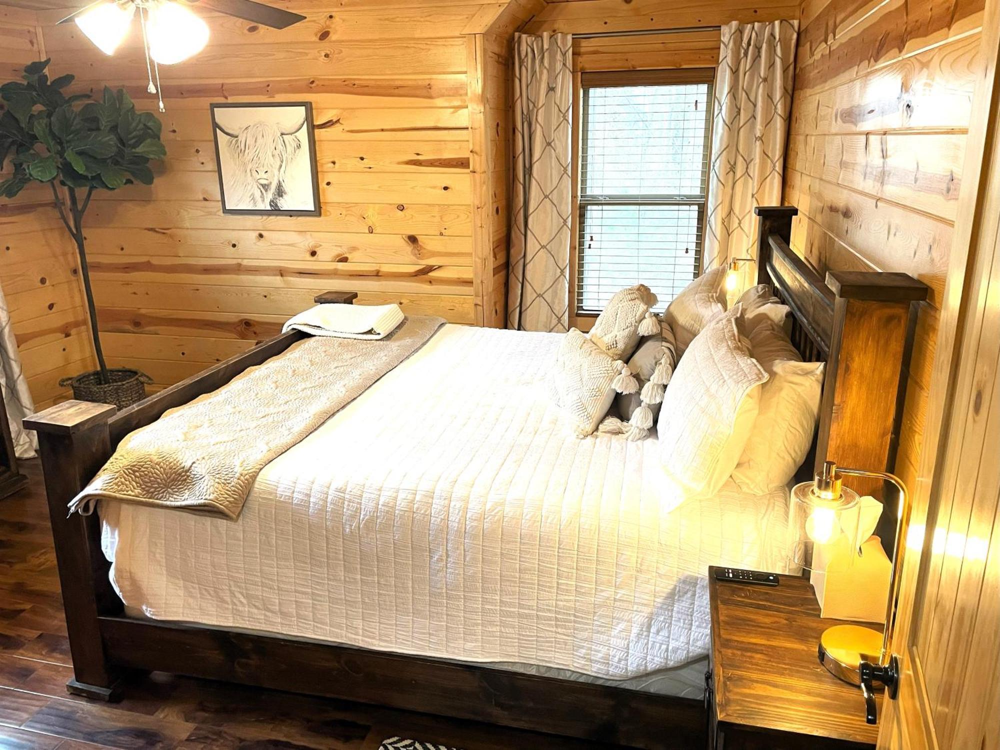 4Br/3Bth Family Cabin With A Hot Tub, Sleeps 14 Broken Bow Esterno foto